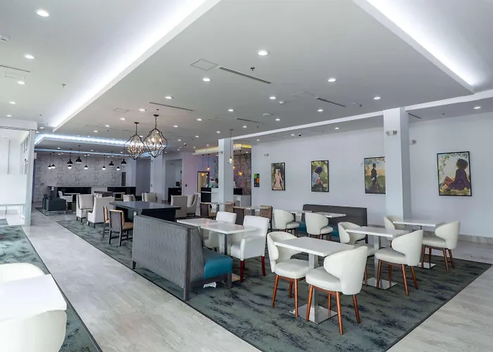 La Quinta Inn & Suites By Wyndham Corpus Christi Southeast